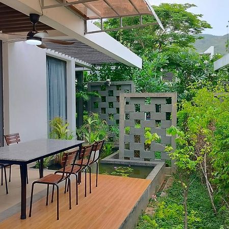 Private Villa At Oceanami Resort Phuochai Exterior foto